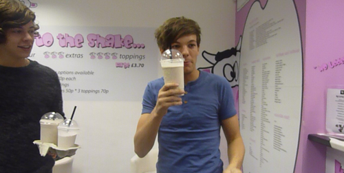  Louis & Harry in Milkshake City! ♥