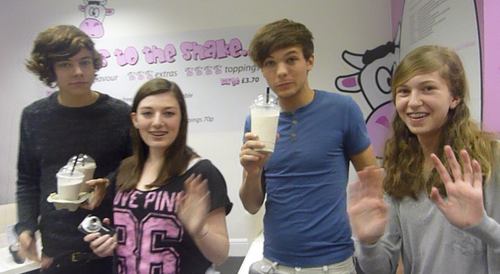  Louis & Harry in Milkshake City! ♥
