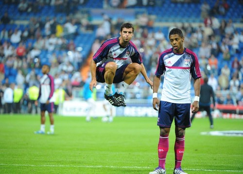  Yoann Gourcuff & Michel Bastos - Madrid 4:0 Lyon - (19.10.2011)