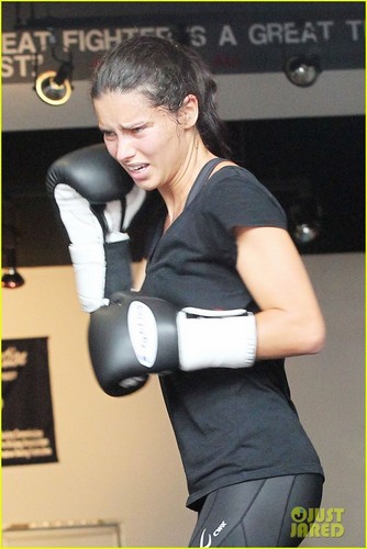  Adriana Lima: Boxing Babe in Miami!