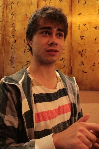  Alex meeting his Malaysian fans, 15/10/2011 :)
