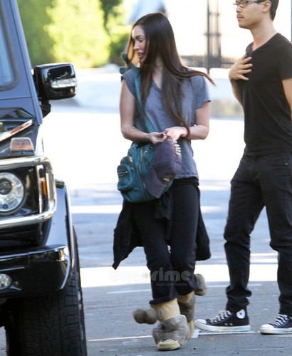  Megan rubah, fox was spotted out and about in BevHills, Oct 27