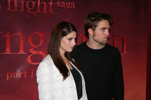  Robert & Ashley at the Stockholm Press Conference