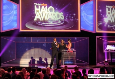  Victoria Justice - 2011 Halo Awards