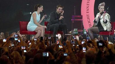  "Breaking Dawn Part: 1" Stockholm 粉丝 Event