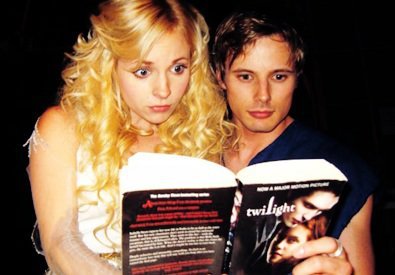  Bradley and Georgia Moffett đọc Twilight