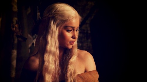 Daenerys in 'The Kingsroad'