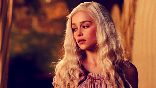 Daenerys in 'Winter Is Coming'