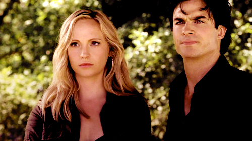  Damon and Caroline :)