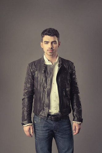  Joe Jonas 2011 New PhotoShoot
