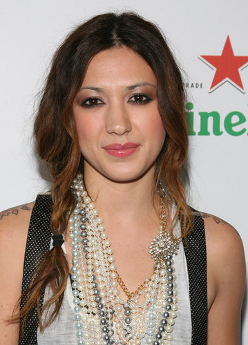  Michelle Branch - Warner موسیقی Group's 2011 Post GRAMMY Event (Arrivals)