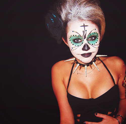  Miley ~ Halloween!
