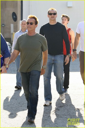  Patrick & Arnold Schwarzenegger: Father-Son Sunday!