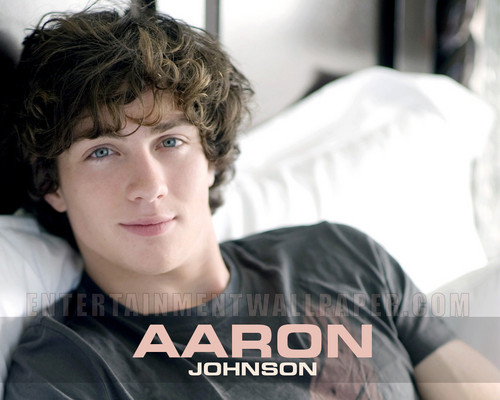  Aaron Johnson