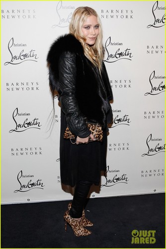 Mary-Kate & Ashley Olsen: Christian Louboutin koktel Party!