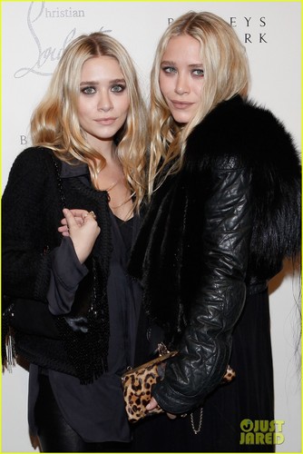 Mary-Kate & Ashley Olsen: Christian Louboutin cóctel, coctel Party!