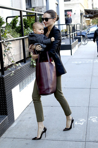  Miranda Kerr and Flynn in NYC