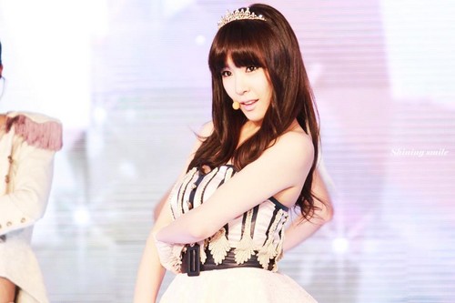  Tiffany @ Mnet Style Иконка Awards 2011