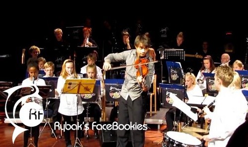  Alex at the anniversary concerto of Gjerdrum School 6/11/2011 :)
