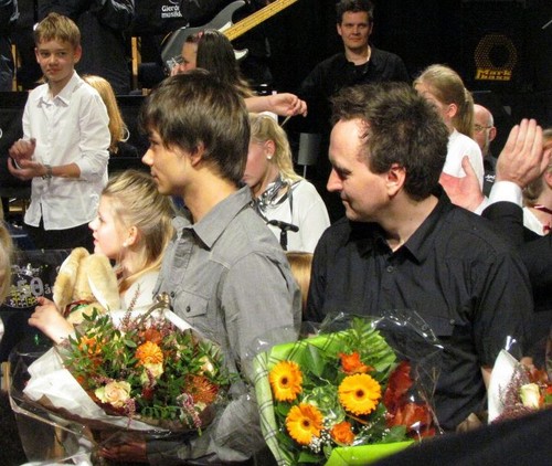 Alex at the anniversary concert of Gjerdrum School 6/11/2011 :)