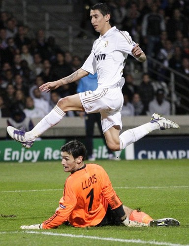  Hugo Lloris - Olympique Lyon 0:2 Real Madrid - (02.11.2011)