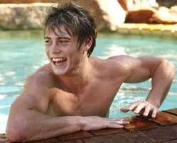  James at pool