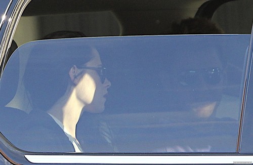  Kristen arriving at LAX airport in Los Angeles - Nov 7, 2011