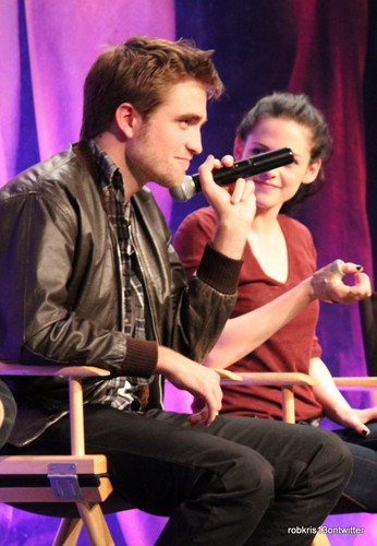 More Robsten Moments BD convention