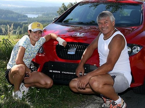 Sablikova , Novak and their red car