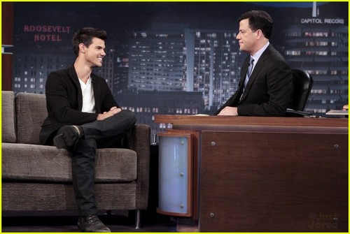  Taylor Lautner: Jimmy Kimmel Live!