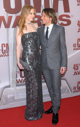  Nicole and Keith at the 45th Annual CMA Awards