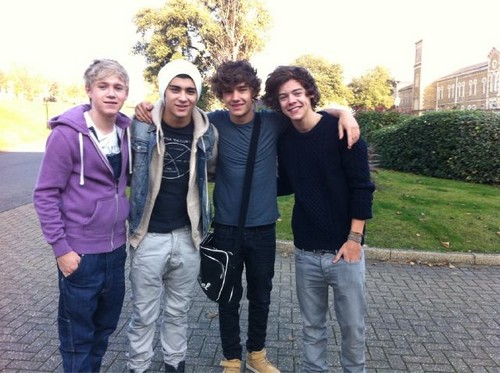  1D on their way to the X Factor studios!