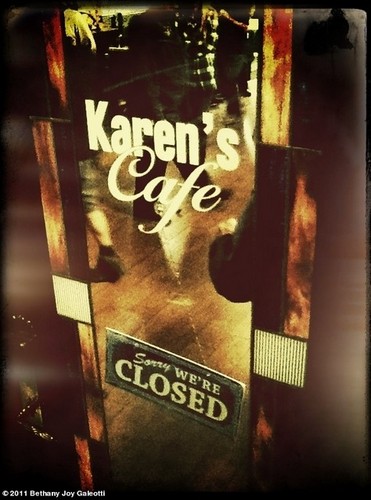  Karens Cafe