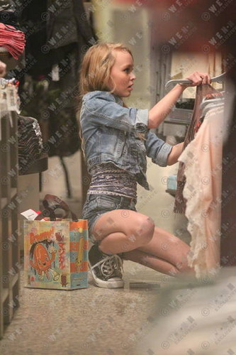  Lily-rose Melody Depp in L.A. California 11.08.2011