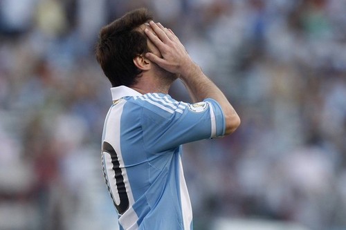  Lionel Messi - Argentina (1) v Bolivia (1)