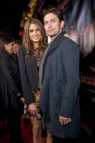  Nikki at the "Breaking Dawn: Part 1" concerto Tour in Chicago - Arrivals
