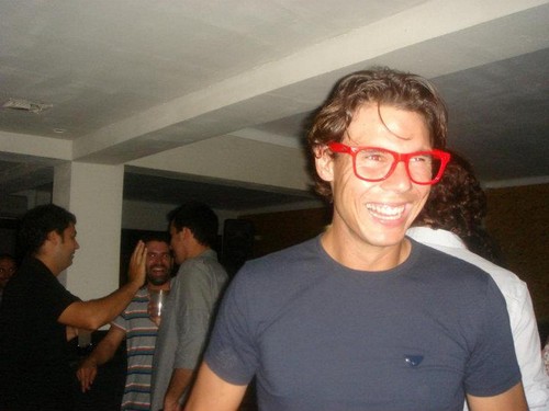  rafa red glasses