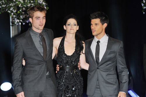  'The Twilight Saga: Breaking Dawn Part 1' লন্ডন Premiere [16.11.11]