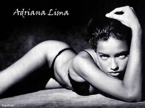 Adriana Lima <33