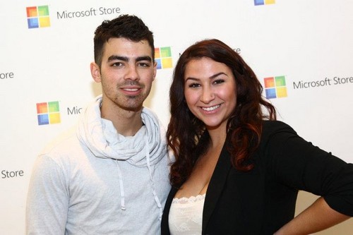 Joe Jonas Microsoft Opening Photo 2011
