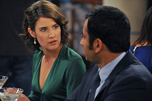  Kal Penn in a Promotional 写真 for 7x10 "Tick, Tick, Tick" ~ 'How I Met Your Mother'