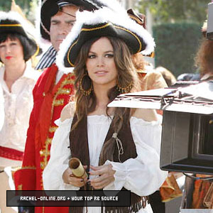  New 'Hart Of Dixie' stills - 1x09: "The Pirate & The Practice"