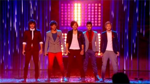  One Direction on 'The X Factor'! ♥