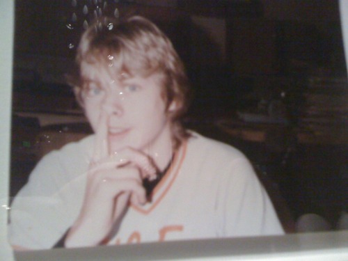 Some pics of young Kurt