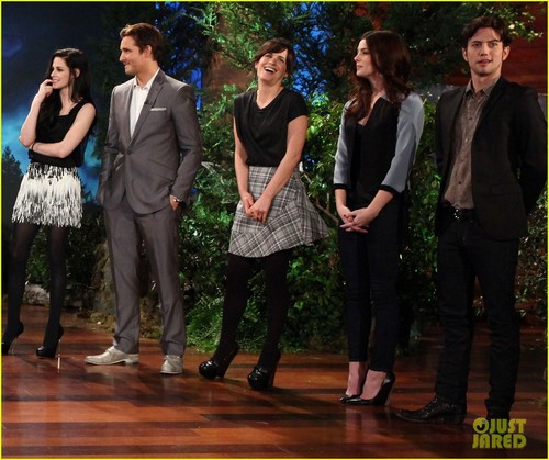  Twilight Cast: 'Breaking Dawn' on Ellen!