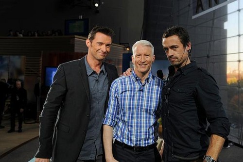  Hugh Jackman in Anderson Cooper tunjuk