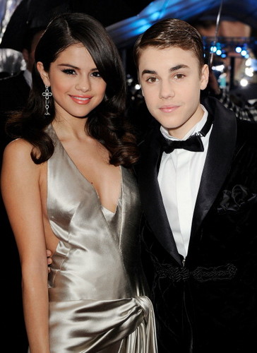  Justin Bieber and Selena Gomez AMA