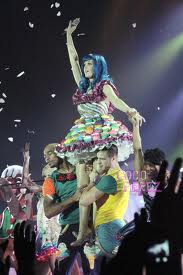  Katy Performing (California Dreams Tour)