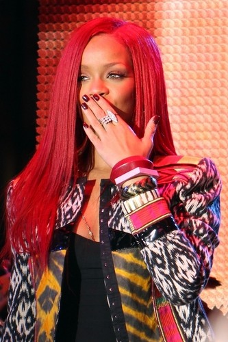 Rihannaaaaaaaa :D 