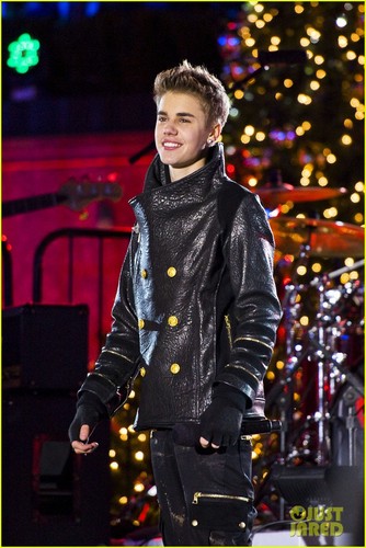  Justin Bieber: 圣诞节 音乐会 Pics!